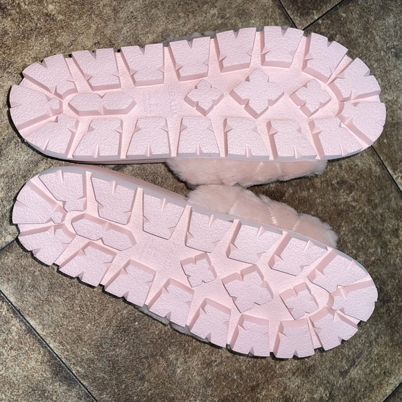 Prada Shearling Slides - Picture 3 of 5